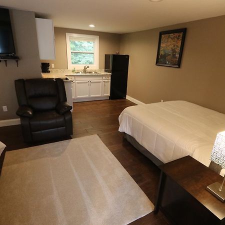 Brimley Motel Suites Luaran gambar