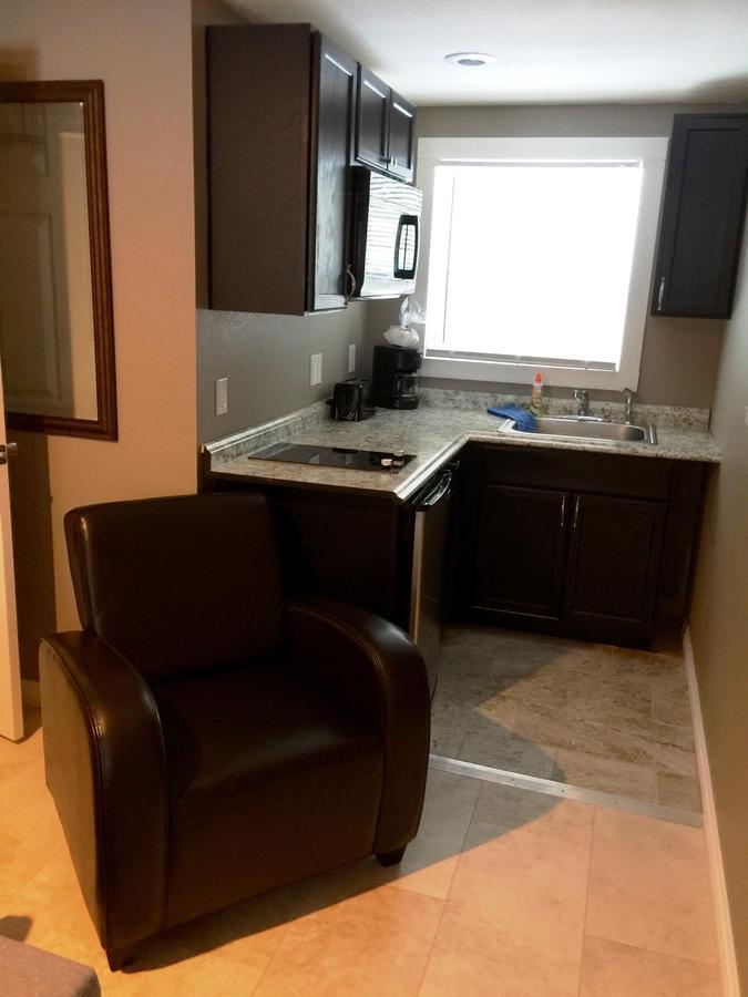 Brimley Motel Suites Luaran gambar