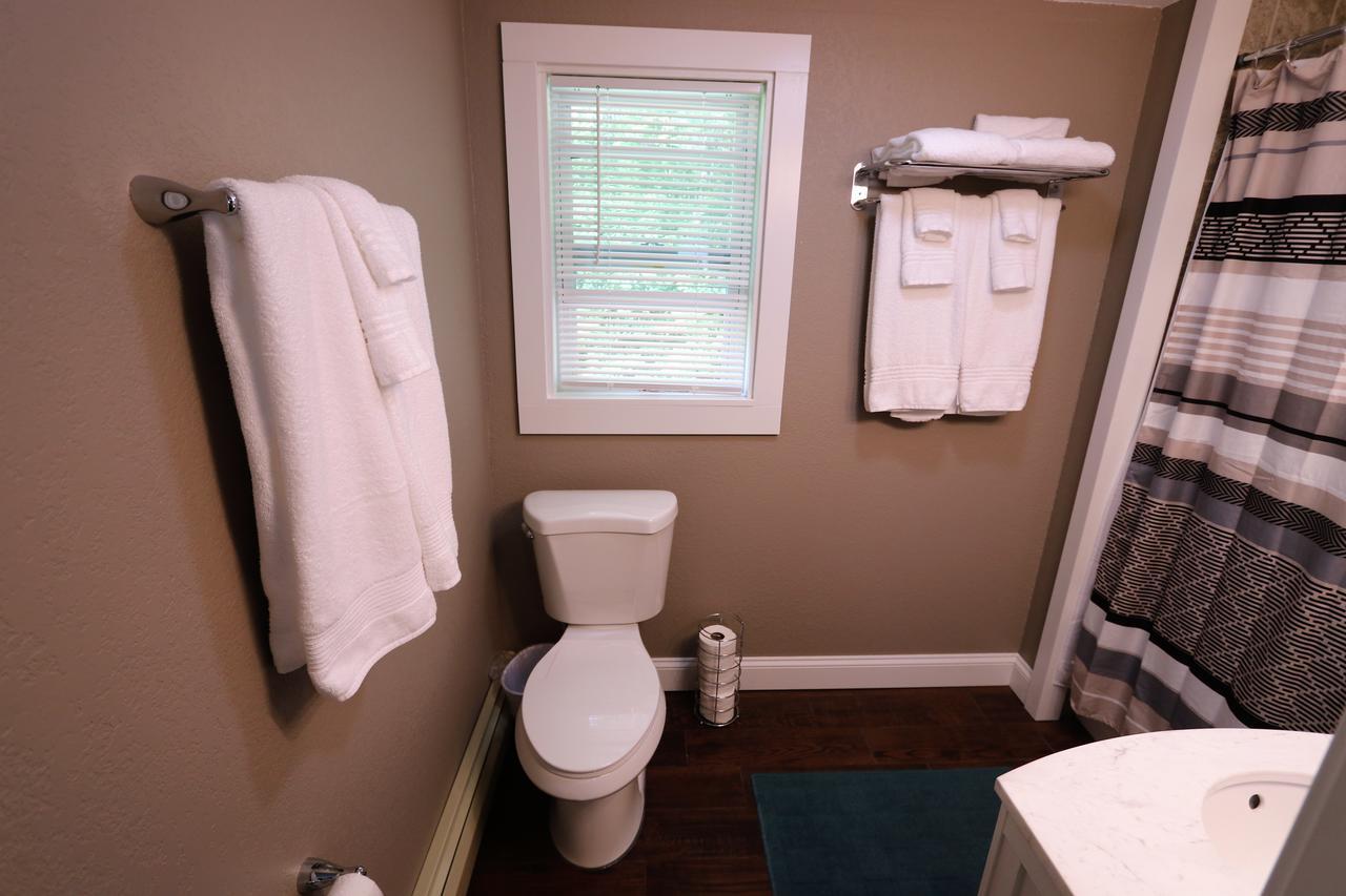 Brimley Motel Suites Luaran gambar